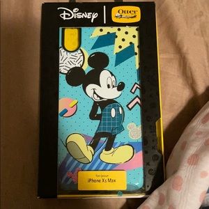 iphone xs otter box case